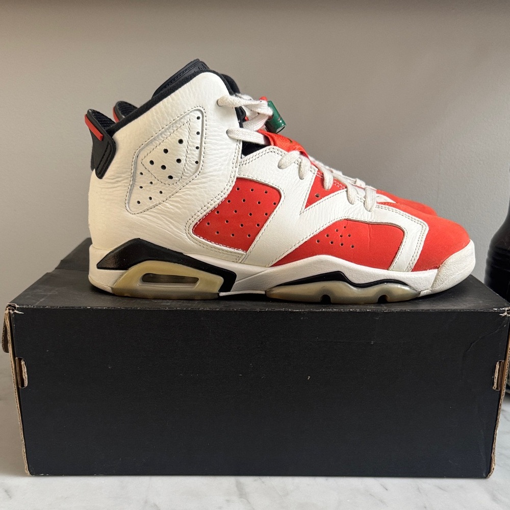 Air Jordan 6 Retro BG Kids Sneakers - Orange and White 7Y - Picture 4 of 13